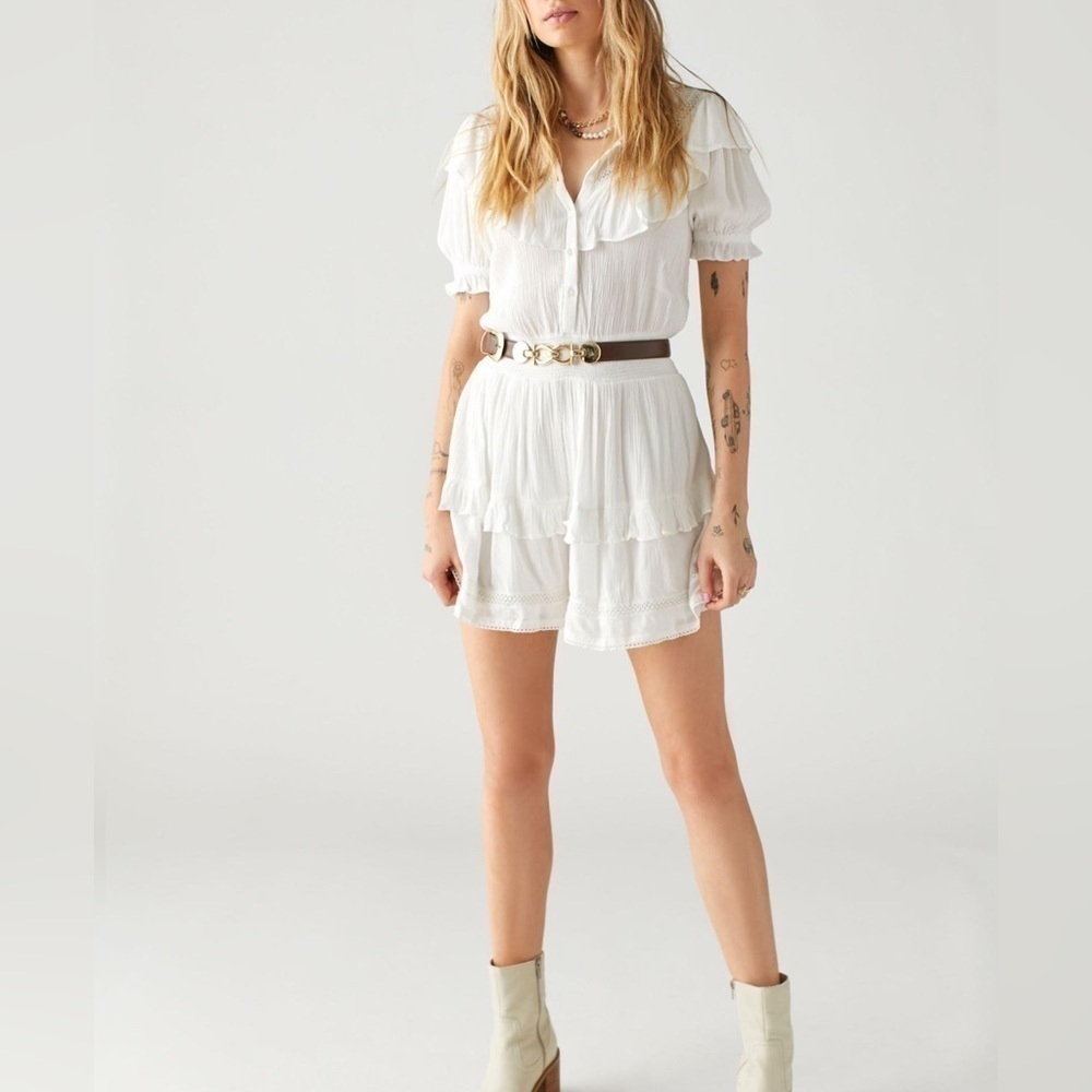 NWOT Urban Outfitters, Topanga Ruffle Romper, Medium, White - Picture 3 of 9